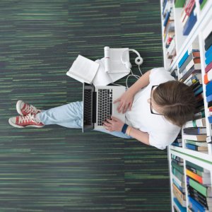 Schüler und Studierende bei Krempel